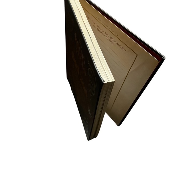 Hocus Pocus Spell Book Disney - Picture 4 of 8